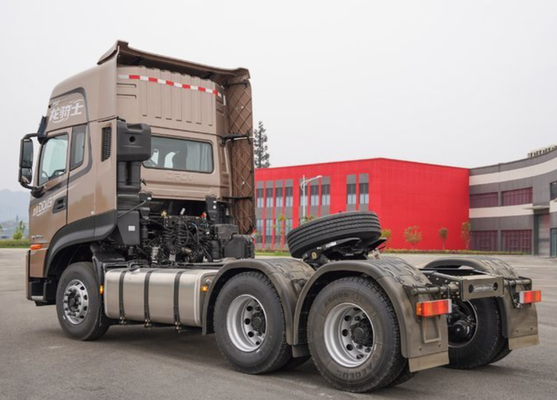 6x4 ड्राइविंग फॉर्म हैवी ड्यूटी सीएनजी ट्रक 470hp यूरो वी एम्सियोनी लेवल